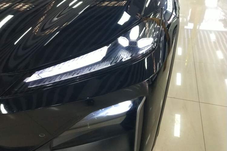 Used  S07 2023 121Max Range-Extended Version
