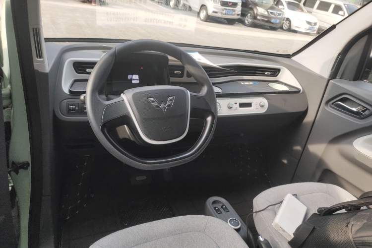 Used Wuling Hongguang MINIEV 2021 Macaron Premium Model – Lithium Iron Phosphate