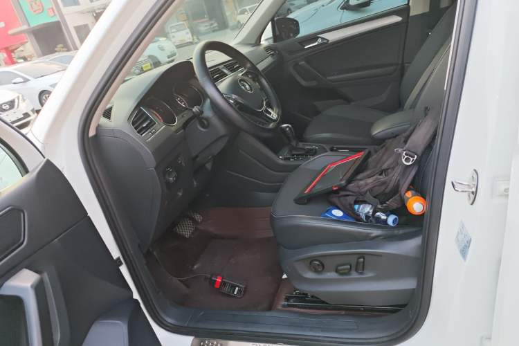 Used Volkswagen Tiguan L 2017 330TSI Automatic Two-Wheel Drive Luxury Edition
