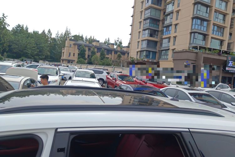 Used Changan CS75 PLUS 2022 1.5T Automatic Luxury Model
