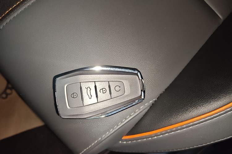 Used Geely Auto Coolray 2023 1.5T DCT Platinum Edition
