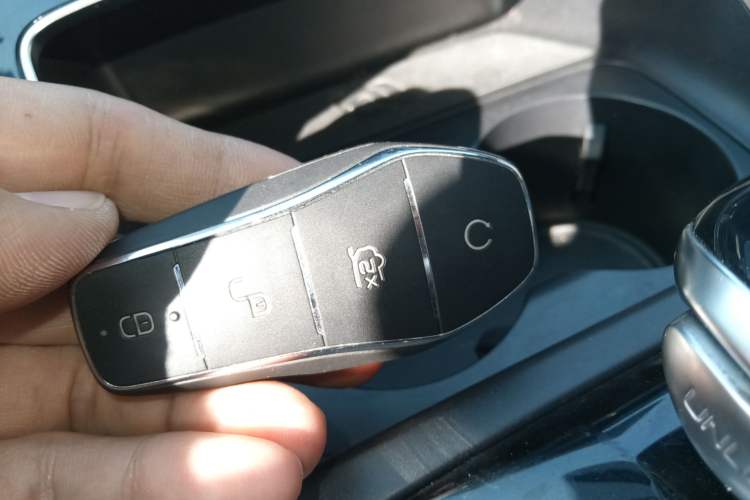 Used BYD Qin PLUS 2021 EV 400KM Luxury Model
