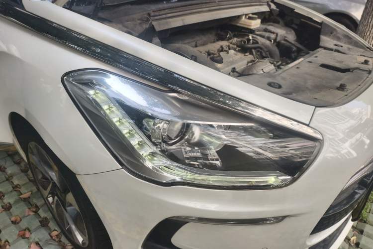 Used  5 2013 1.6T Elegant Edition THP200