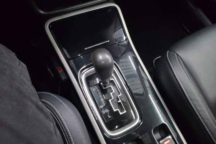 Used Mitsubishi Outlander 2020 2.0L Two-Wheel Drive Enjoyment Version 5 Seats
