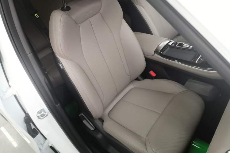 Used Geely Auto FX11 2025 4th Generation 1.5TD DCT – The Start
