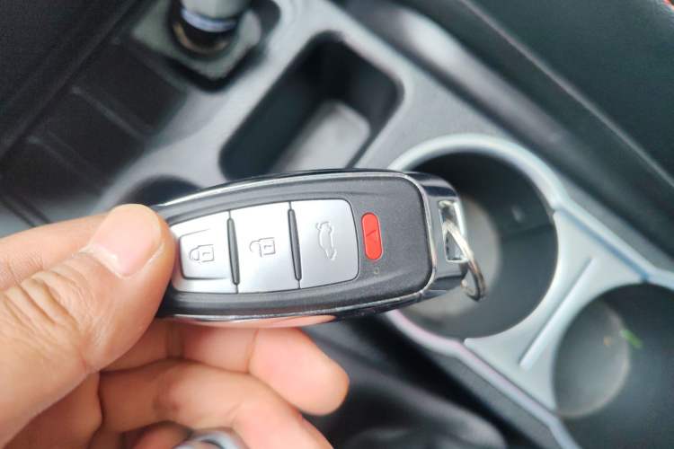 Used Haval M6 2019 1.5T Manual Two-Wheel Drive Elite Version China VI Standard
