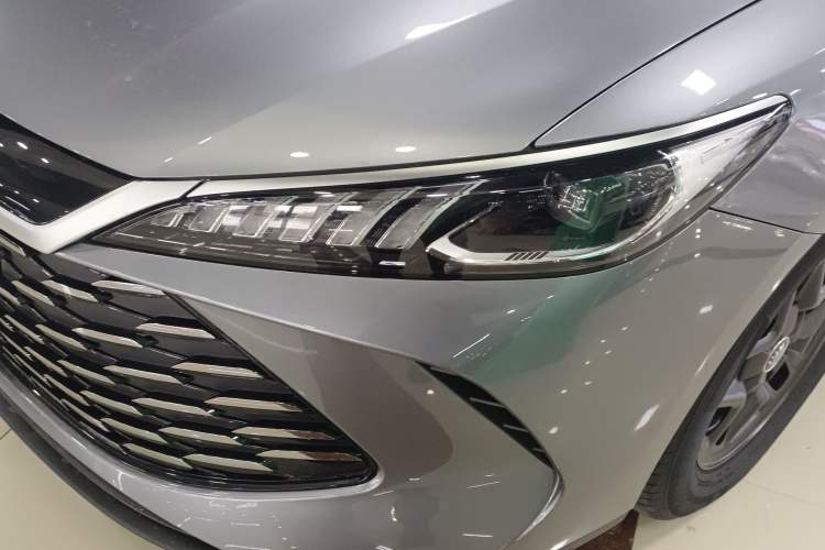 Used BYD Qin PLUS 2024 HONOR Edition DM-i 55KM Leading Model
