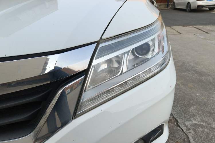 Used Honda Crider 2015 1.8L Automatic Luxury Edition
