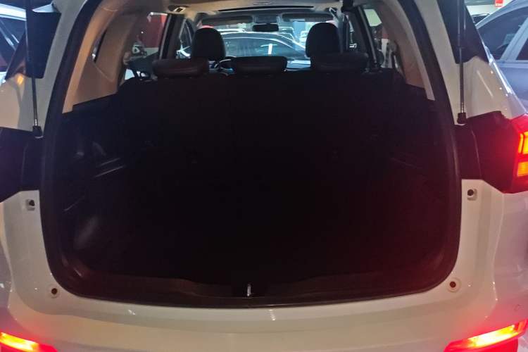 Used Haval M6 2019 1.5T DCT Two-Wheel Drive Elite Version China VI Standard
