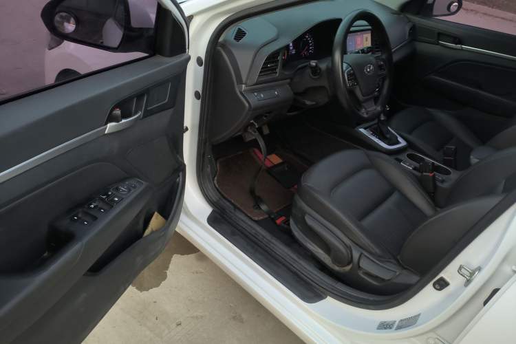 Used Hyundai Elantra 2019 1.5L CVT ZhiXuan – Elite Version

