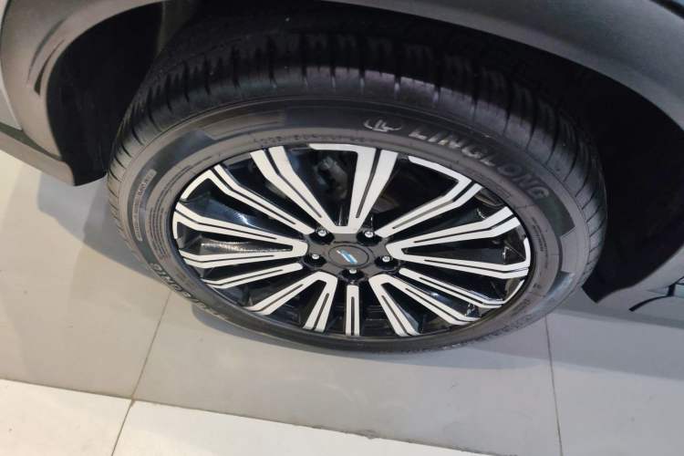 Used Oshan X5 2021 1.5T DCT Prestige Edition
