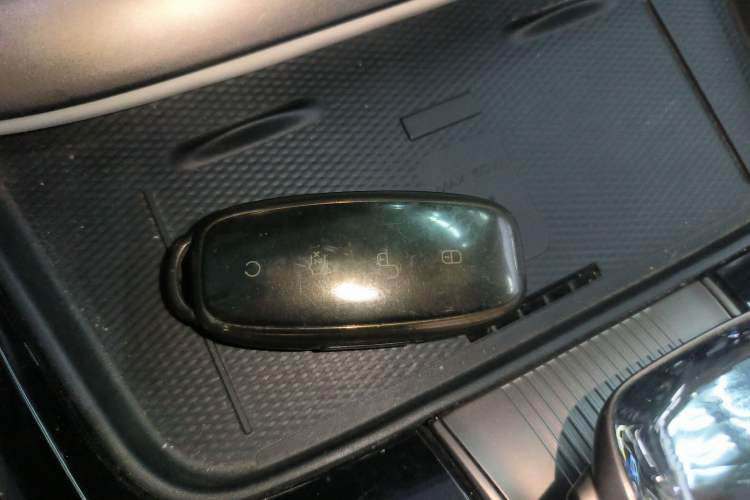 Used Denza D9 2022 DM-i 970 Four-Wheel Drive Flagship Model