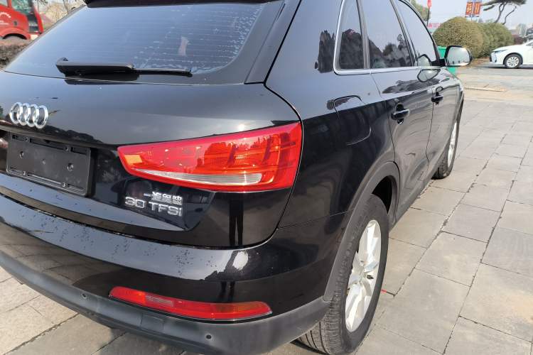 Used Audi Q3 2015 30 TFSI Ambition Edition