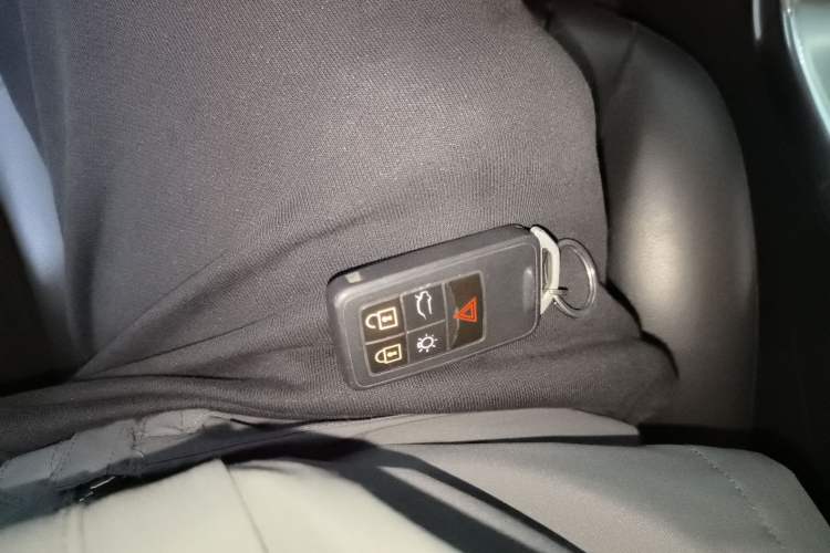 Used Volvo S60 2016 S60L T4 Zhiyuan Edition
