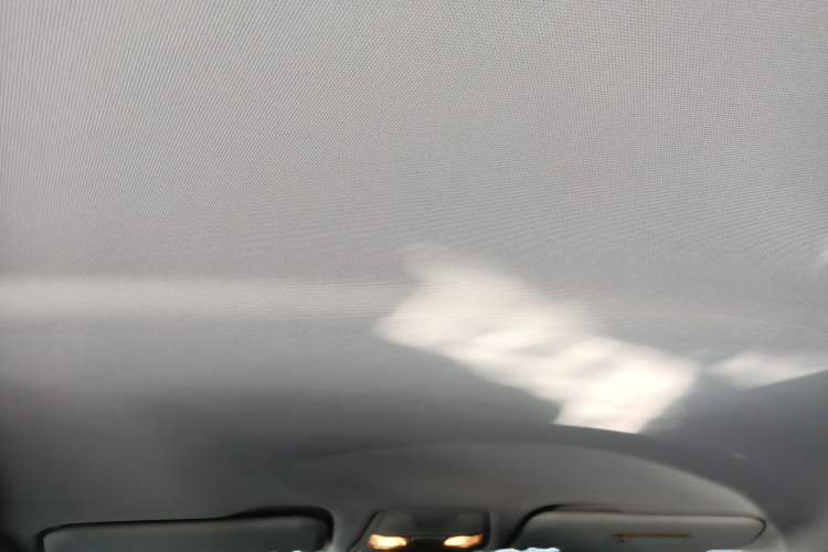 Used Hongqi E-QM5 2022 431 km Charge & Enjoy Edition
