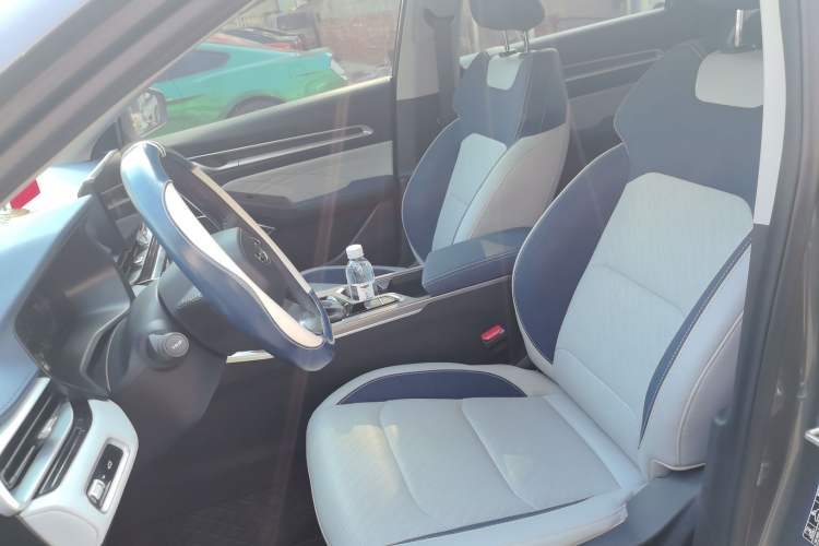 Used Geely Auto Emgrand 2022 4th Generation 1.5L CVT Flagship Model
