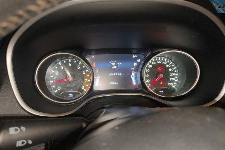 Used  Compass 2017 200T Automatic Family Edition