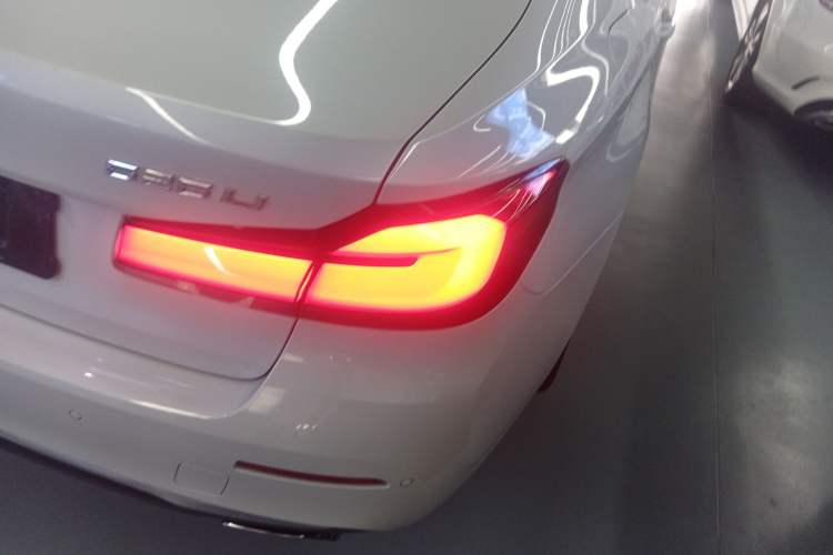 Used BMW 5 Series 2021 525Li Luxury Package