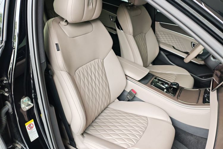 Used BYD Han 2024 DM-i Glory Edition 121KM Premium Model
