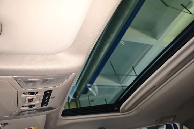 Used Toyota Wildlander 2022 2.0L CVT Two-Wheel Drive Luxury PLUS Edition