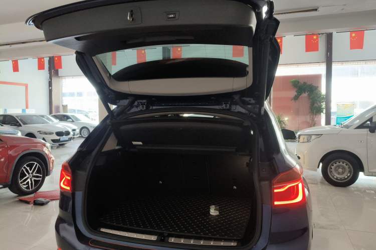 Used BMW X1 2018 sDrive18Li Luxury Model
