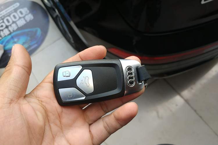 Used Audi Q5L 2023 40T Luxury Dynamic Model
