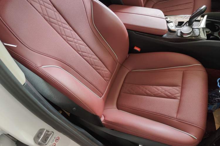 Used BMW 5 Series 2022 Second Facelift 525Li Luxury Package
