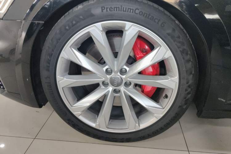 Used Audi A6 2021 allroad quattro Explorer 55 TFSI Prestige Off-Road Model
