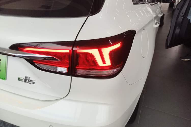 Used Roewe Ei5 2019 Smart Connect Flagship Edition