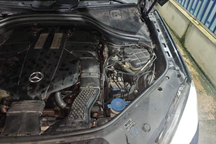 Used Mercedes-Benz M-Class 2014 ML 400 4MATIC Dynamic Model