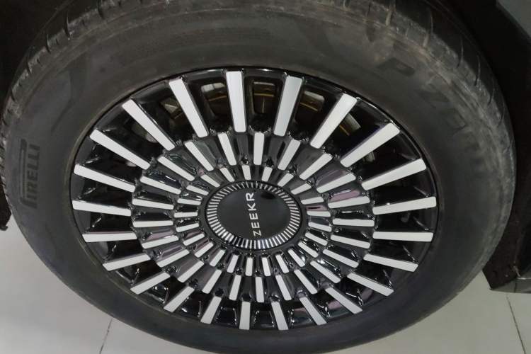 Used Zeekr 009 2022 WE Edition
