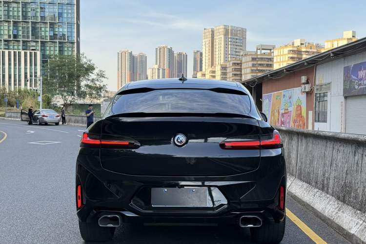 Used BMW X4 2022 M40i