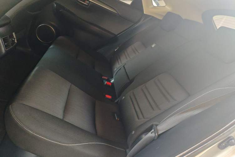 Used Lexus NX 2018 200 Front-Wheel-Drive X-Trail Version China V Standard
