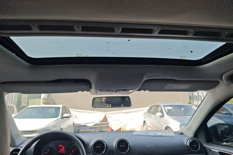 Used Volkswagen Jetta 2017 1.4L Manual Comfort Model
