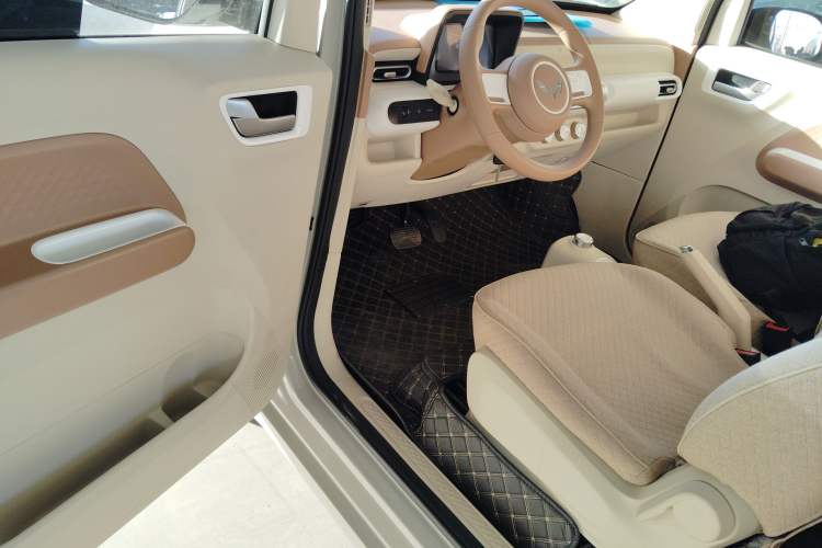 Used Wuling Hongguang MINIEV 2024 3rd Generation 215km Youth Edition
