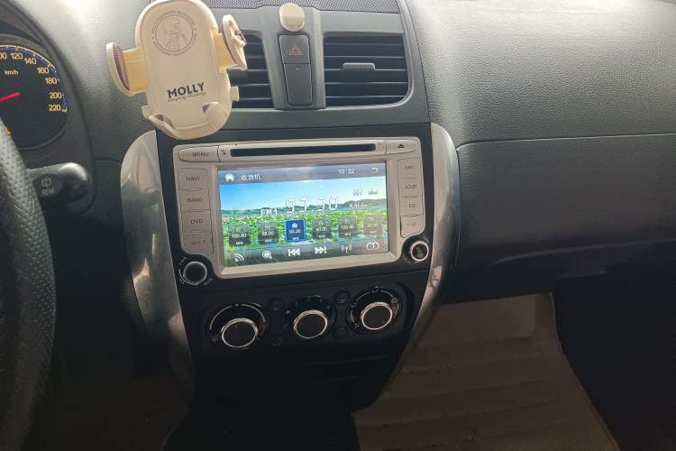 Used Suzuki SX4 2013 1.6L Automatic CoolRide Model
