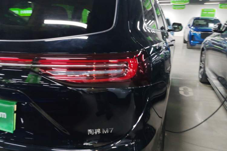 Used Hima AITO M7 2024 1.5T Rear-Drive Plus Version 6 Seats