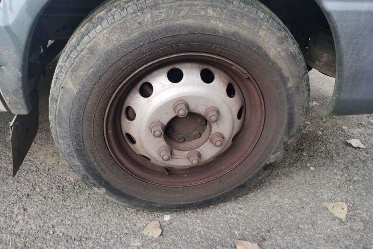 Used Iveco Daily 2014 2.5T-A35 NJ6485AC47Z4