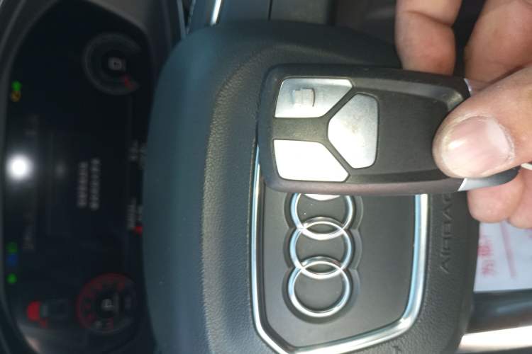 Used Audi Q5L 2022 40T Luxury Dynamic Model
