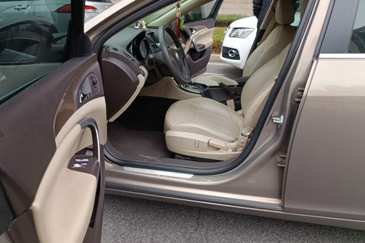 Used Buick Regal 2012 2.0L Comfort Edition
