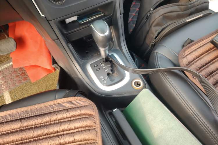 Used Peugeot 308 2014 Enjoy Edition Classic 1.6L Automatic Premium Model
