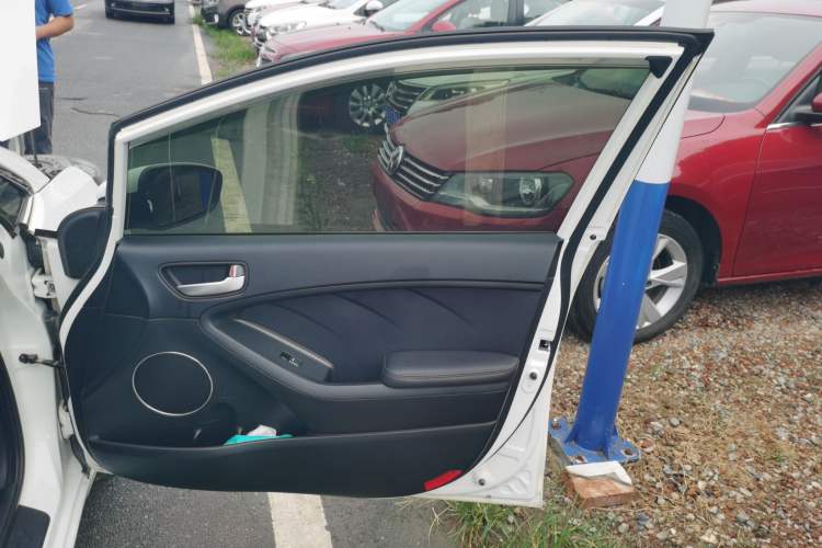 Used Kia K3 2016 1.6L Manual GLS
