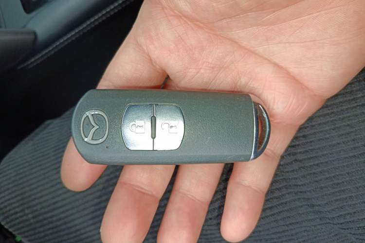 Used Mazda CX-4 2016 2.0L Automatic 2WD Blue Sky Dynamic Edition
