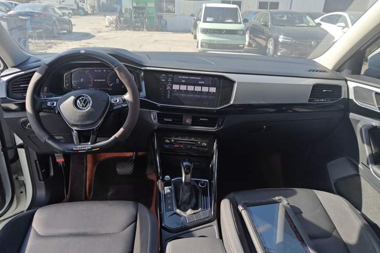 Used Volkswagen Tayron 2021 330TSI Two-Wheel Drive Luxury Smart Connectivity Version