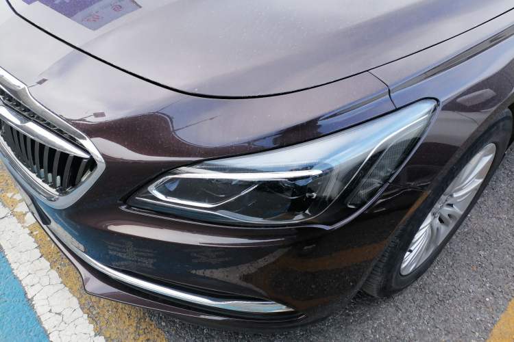 Used Buick LaCrosse 2016 30H Luxury Version
