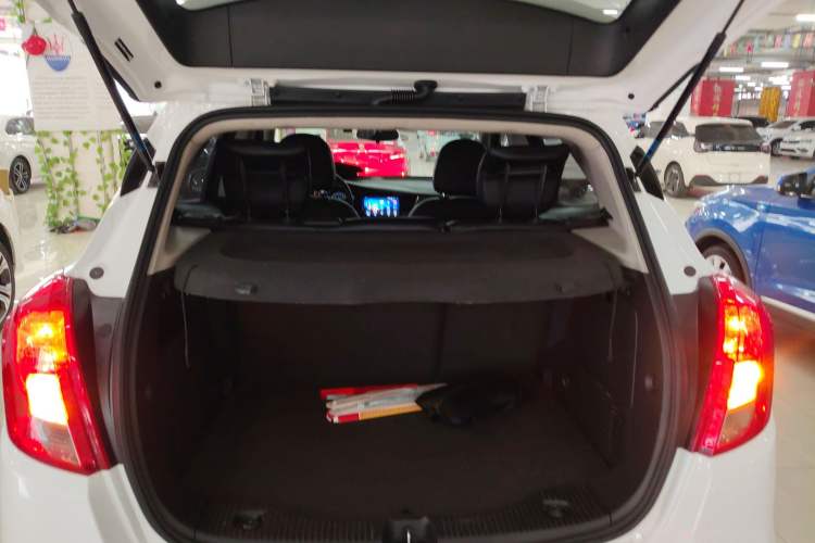 Used Buick Encore 2017 18T Automatic Two-Wheel Drive Urban Leading Model
