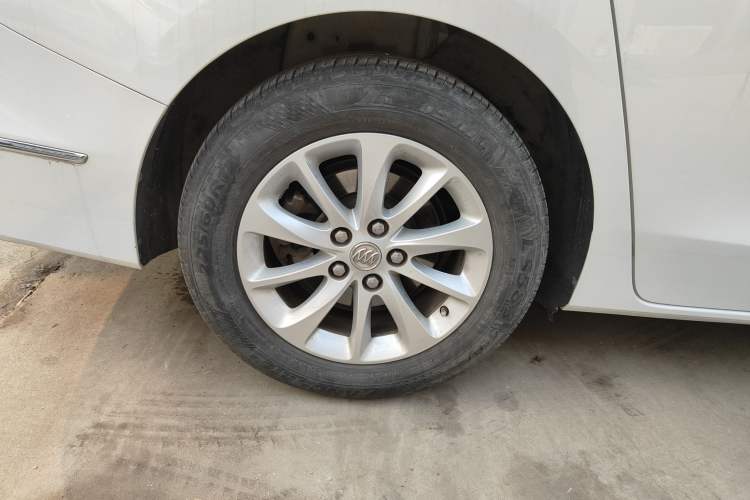 Used Buick GL8 2018 ES 28T Comfort Model China VI Standard