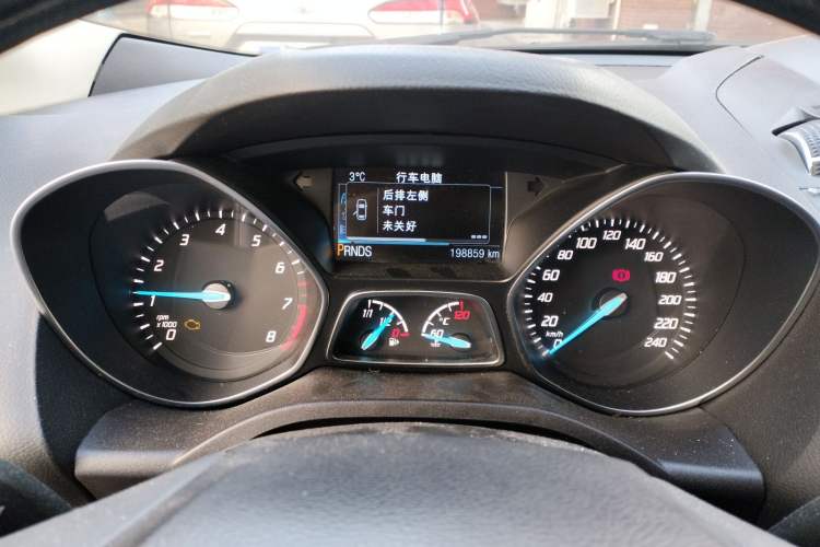 Used Ford Kuga 2013 2.0L GTDi Four-Wheel-Drive Sport Model