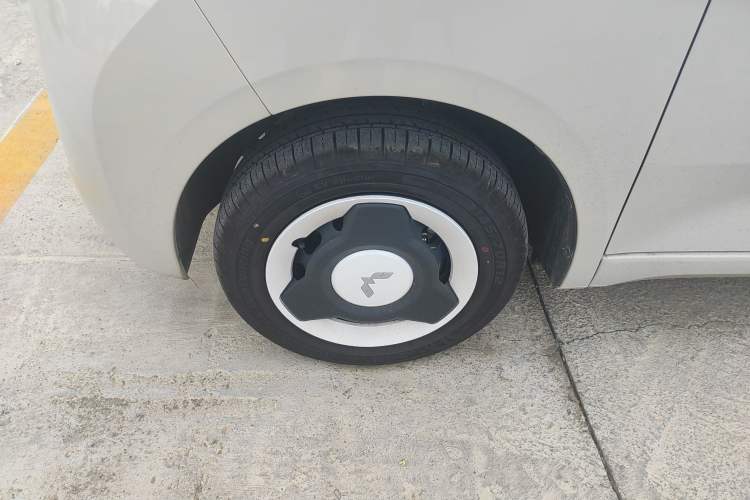 Used Wuling Hongguang MINIEV 2024 3rd Generation 215km Youth Edition
