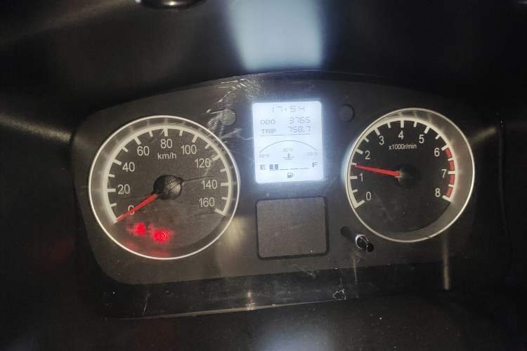 Used Jinbei Hiace X30 2023 1.5L Super-Enjoyment Van 2/5 Seats Non-Air-Conditioned Version SWC15M
